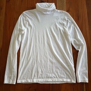 🦊 J. Crew White Long Sleeve Turtleneck Tee